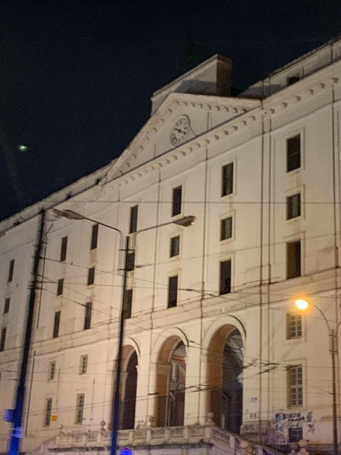 Appartamento: La Maison Verte Napels Buitenkant foto