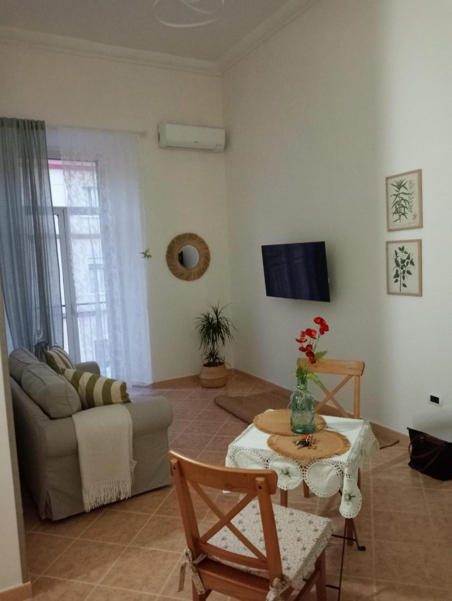 Appartamento: La Maison Verte Napels Buitenkant foto