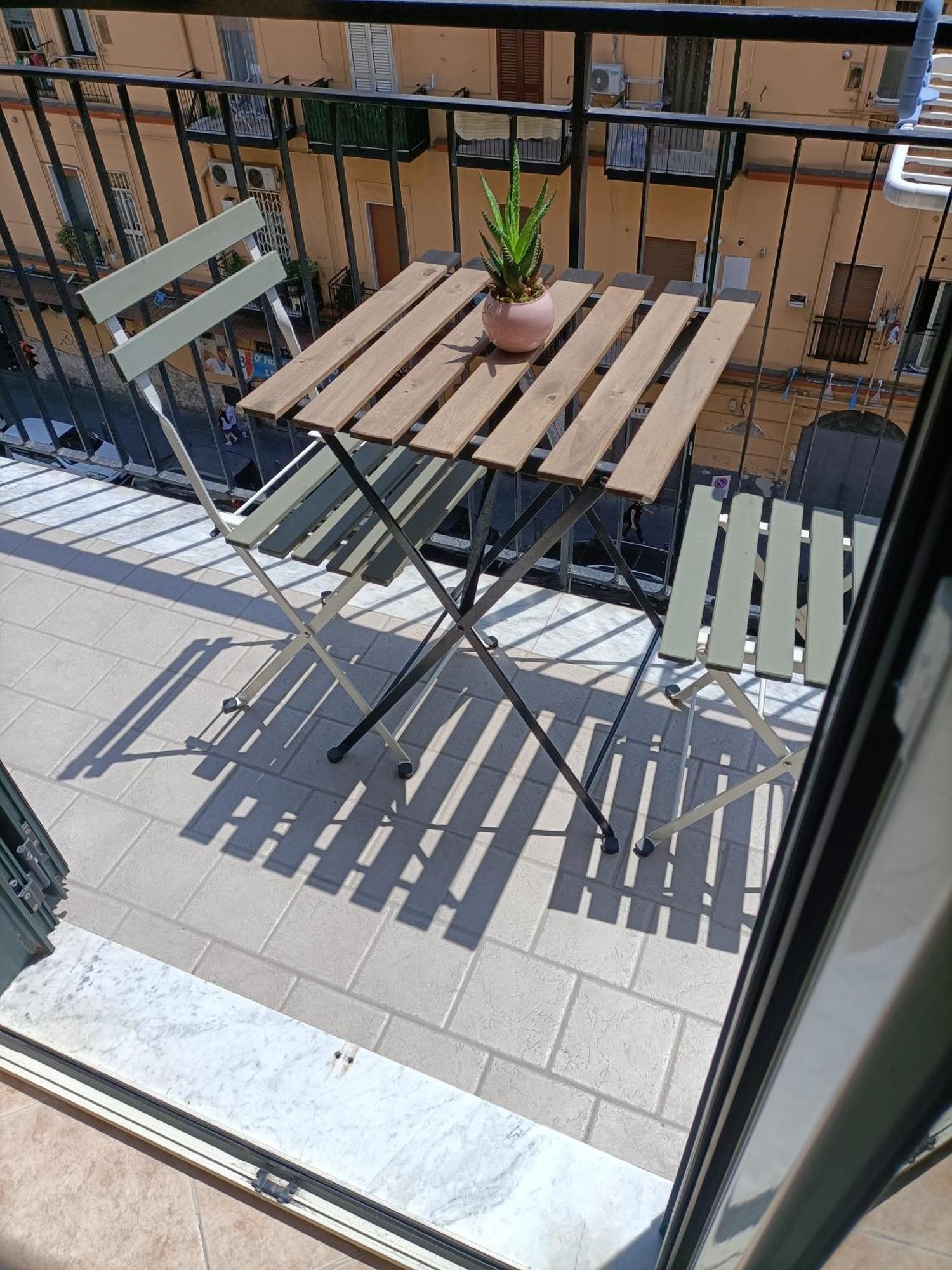 Appartamento: La Maison Verte Napels Buitenkant foto
